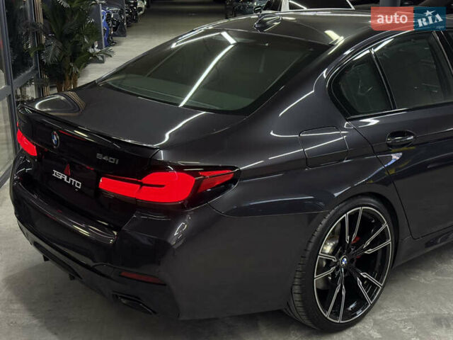 Серый БМВ 5 Серия, объемом двигателя 3 л и пробегом 57 тыс. км за 44500 $, фото 15 на Automoto.ua