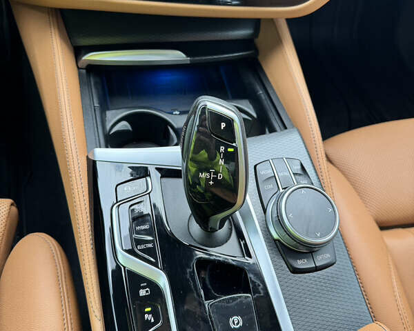 Сірий БМВ 5 Серія, об'ємом двигуна 3 л та пробігом 178 тис. км за 49200 $, фото 14 на Automoto.ua