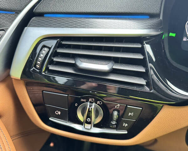 Сірий БМВ 5 Серія, об'ємом двигуна 3 л та пробігом 178 тис. км за 49200 $, фото 16 на Automoto.ua