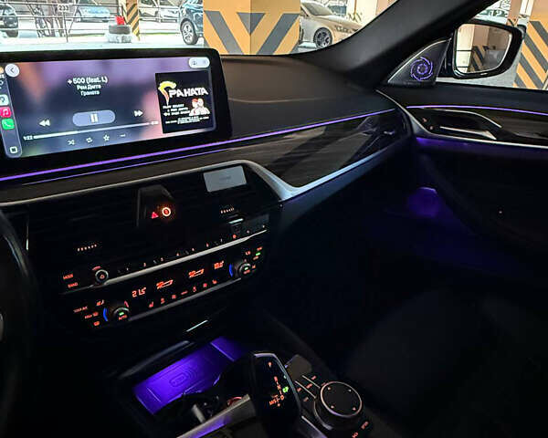 Сірий БМВ 5 Серія, об'ємом двигуна 3 л та пробігом 93 тис. км за 45700 $, фото 11 на Automoto.ua