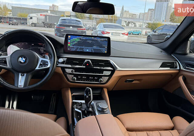 Сірий БМВ 5 Серія, об'ємом двигуна 2 л та пробігом 68 тис. км за 60000 $, фото 8 на Automoto.ua