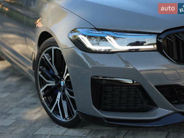 Сірий БМВ 5 Серія, об'ємом двигуна 2.99 л та пробігом 106 тис. км за 56500 $, фото 3 на Automoto.ua