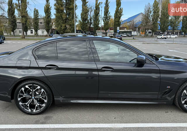 Сірий БМВ 5 Серія, об'ємом двигуна 2 л та пробігом 68 тис. км за 60000 $, фото 2 на Automoto.ua