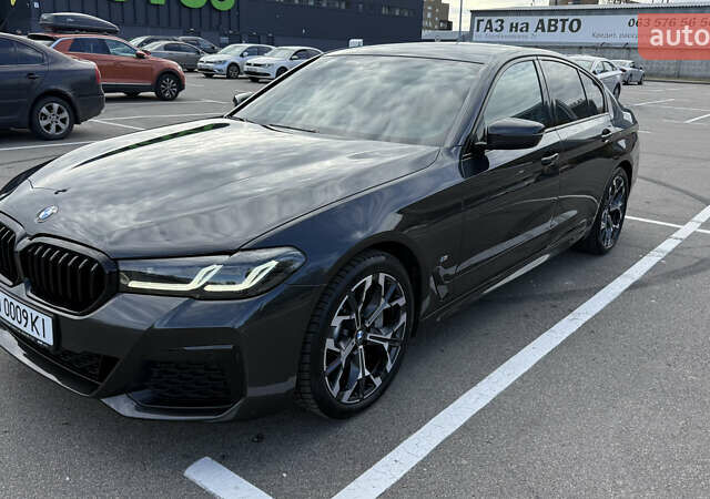 Сірий БМВ 5 Серія, об'ємом двигуна 2 л та пробігом 68 тис. км за 60000 $, фото 1 на Automoto.ua