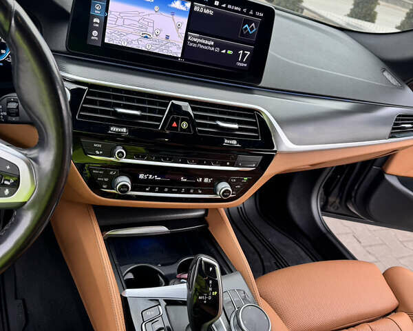 Сірий БМВ 5 Серія, об'ємом двигуна 3 л та пробігом 178 тис. км за 49200 $, фото 20 на Automoto.ua
