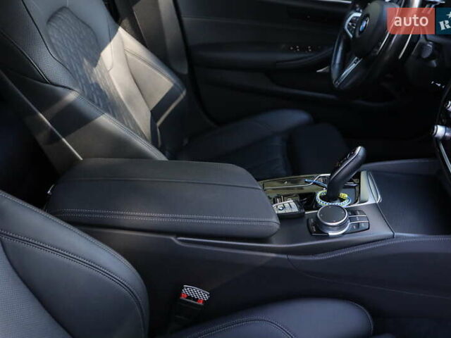 Сірий БМВ 5 Серія, об'ємом двигуна 2.99 л та пробігом 106 тис. км за 56500 $, фото 25 на Automoto.ua