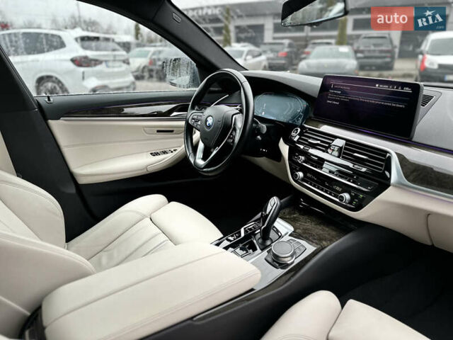 Серый БМВ 5 Серия, объемом двигателя 2 л и пробегом 46 тыс. км за 42500 $, фото 9 на Automoto.ua