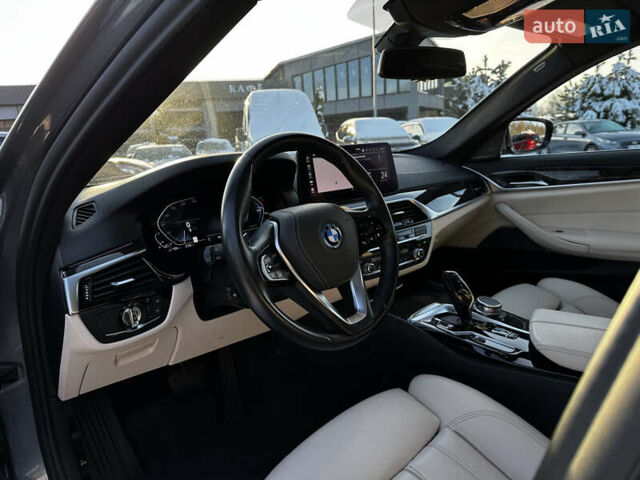 Сірий БМВ 5 Серія, об'ємом двигуна 2 л та пробігом 46 тис. км за 42500 $, фото 11 на Automoto.ua