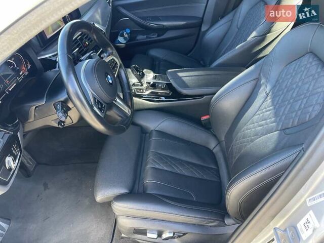 Серый БМВ 5 Серия, объемом двигателя 2 л и пробегом 117 тыс. км за 34500 $, фото 27 на Automoto.ua