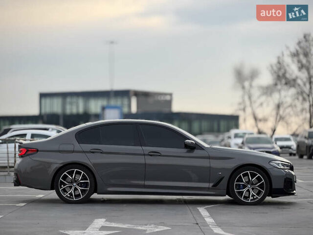 Серый БМВ 5 Серия, объемом двигателя 3 л и пробегом 65 тыс. км за 51700 $, фото 11 на Automoto.ua