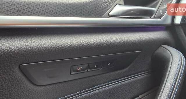 Сірий БМВ 5 Серія, об'ємом двигуна 3 л та пробігом 82 тис. км за 61927 $, фото 13 на Automoto.ua