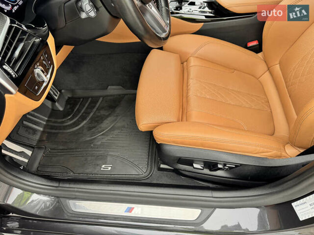 Сірий БМВ 5 Серія, об'ємом двигуна 3 л та пробігом 178 тис. км за 49200 $, фото 25 на Automoto.ua