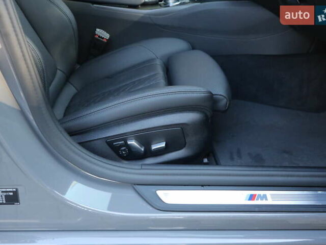 Сірий БМВ 5 Серія, об'ємом двигуна 2.99 л та пробігом 106 тис. км за 56500 $, фото 24 на Automoto.ua