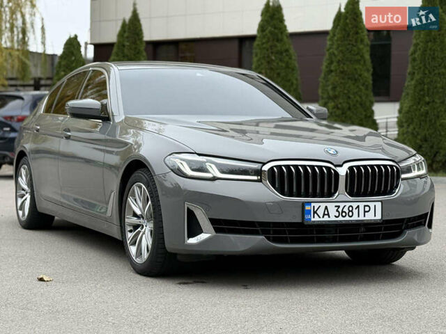 Серый БМВ 5 Серия, объемом двигателя 3 л и пробегом 139 тыс. км за 45999 $, фото 8 на Automoto.ua