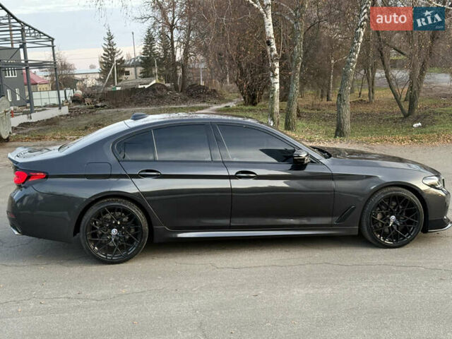 Сірий БМВ 5 Серія, об'ємом двигуна 2 л та пробігом 150 тис. км за 29999 $, фото 7 на Automoto.ua