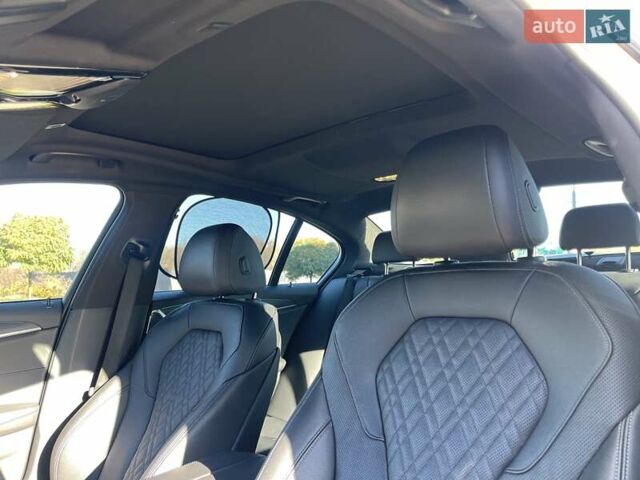 Серый БМВ 5 Серия, объемом двигателя 2 л и пробегом 117 тыс. км за 34500 $, фото 25 на Automoto.ua