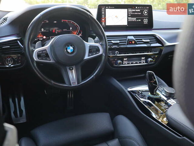 Сірий БМВ 5 Серія, об'ємом двигуна 2.99 л та пробігом 106 тис. км за 56500 $, фото 37 на Automoto.ua