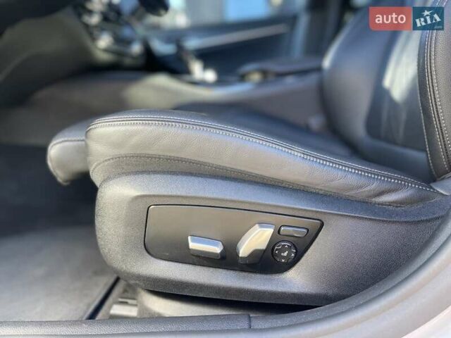 Серый БМВ 5 Серия, объемом двигателя 2 л и пробегом 117 тыс. км за 34500 $, фото 29 на Automoto.ua