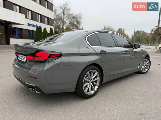 Серый БМВ 5 Серия, объемом двигателя 3 л и пробегом 139 тыс. км за 45999 $, фото 16 на Automoto.ua