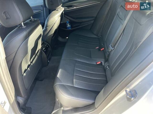 Серый БМВ 5 Серия, объемом двигателя 2 л и пробегом 117 тыс. км за 34500 $, фото 36 на Automoto.ua