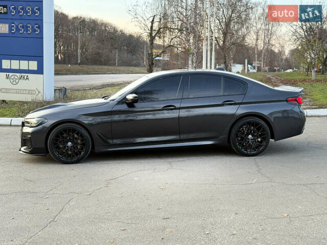 Сірий БМВ 5 Серія, об'ємом двигуна 2 л та пробігом 150 тис. км за 29999 $, фото 2 на Automoto.ua