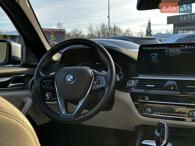 Сірий БМВ 5 Серія, об'ємом двигуна 2 л та пробігом 46 тис. км за 42500 $, фото 12 на Automoto.ua