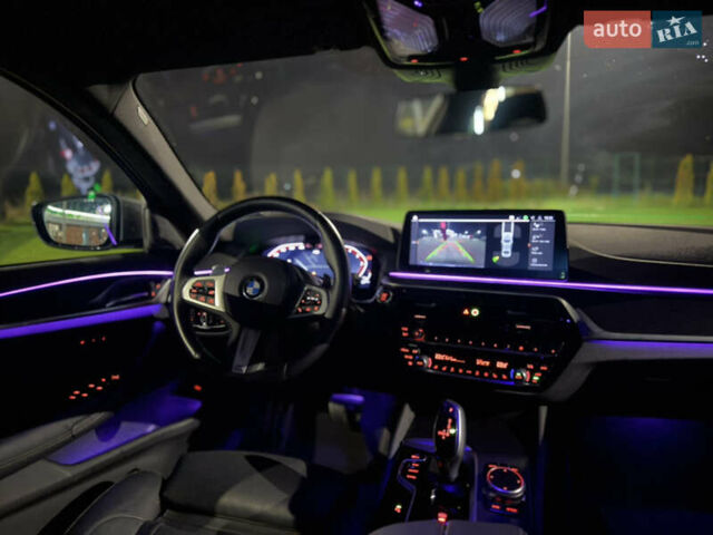 Серый БМВ 5 Серия, объемом двигателя 2 л и пробегом 27 тыс. км за 58700 $, фото 13 на Automoto.ua