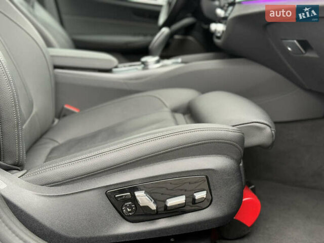 Серый БМВ 5 Серия, объемом двигателя 2 л и пробегом 27 тыс. км за 58700 $, фото 91 на Automoto.ua