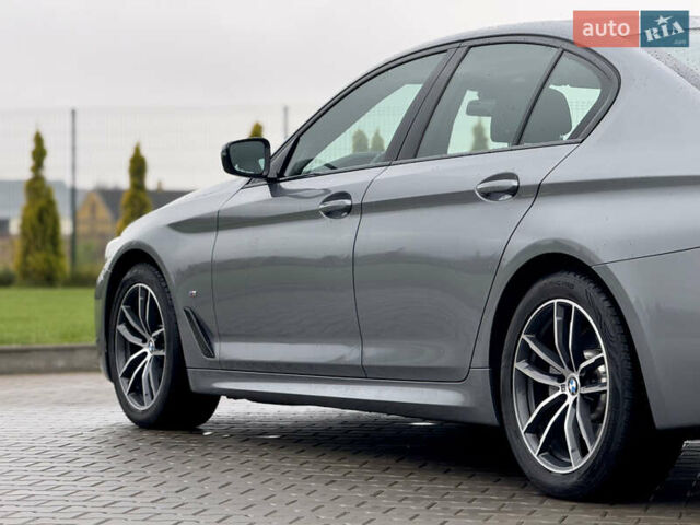 Серый БМВ 5 Серия, объемом двигателя 2 л и пробегом 27 тыс. км за 58700 $, фото 57 на Automoto.ua