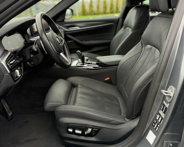 Серый БМВ 5 Серия, объемом двигателя 2 л и пробегом 27 тыс. км за 58700 $, фото 82 на Automoto.ua