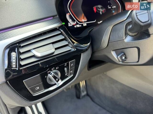 Сірий БМВ 5 Серія, об'ємом двигуна 3 л та пробігом 187 тис. км за 44700 $, фото 19 на Automoto.ua