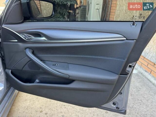 Серый БМВ 5 Серия, объемом двигателя 2 л и пробегом 188 тыс. км за 41500 $, фото 30 на Automoto.ua