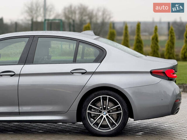 Серый БМВ 5 Серия, объемом двигателя 2 л и пробегом 27 тыс. км за 58700 $, фото 38 на Automoto.ua