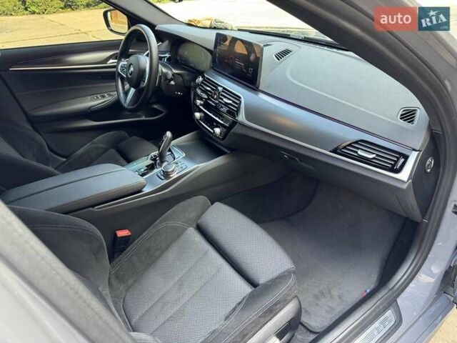 Серый БМВ 5 Серия, объемом двигателя 2 л и пробегом 188 тыс. км за 41500 $, фото 28 на Automoto.ua