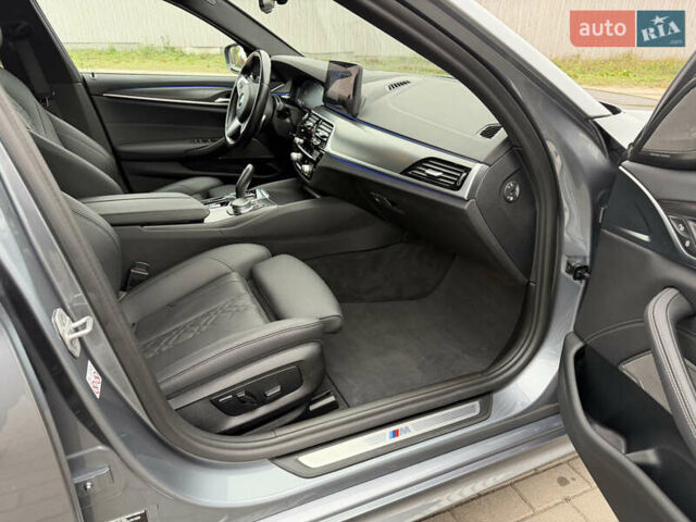 Серый БМВ 5 Серия, объемом двигателя 3 л и пробегом 205 тыс. км за 42800 $, фото 35 на Automoto.ua