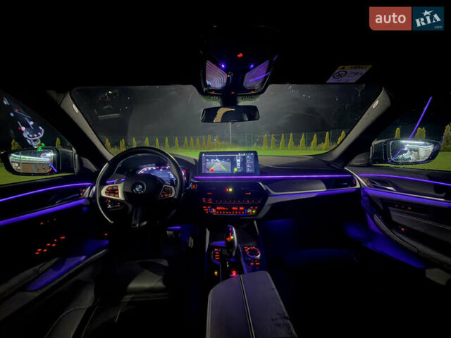 Серый БМВ 5 Серия, объемом двигателя 2 л и пробегом 27 тыс. км за 58700 $, фото 12 на Automoto.ua