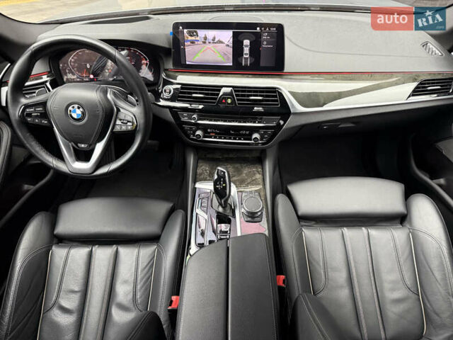 Серый БМВ 5 Серия, объемом двигателя 3 л и пробегом 4 тыс. км за 46000 $, фото 11 на Automoto.ua