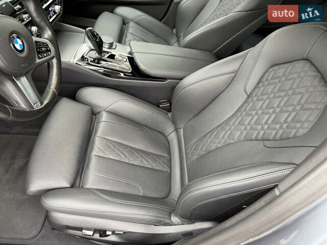 Серый БМВ 5 Серия, объемом двигателя 3 л и пробегом 205 тыс. км за 42800 $, фото 53 на Automoto.ua