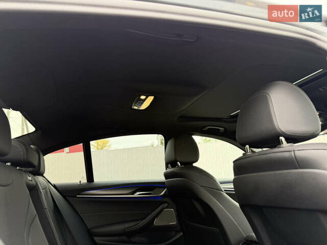 Серый БМВ 5 Серия, объемом двигателя 3 л и пробегом 205 тыс. км за 42800 $, фото 47 на Automoto.ua