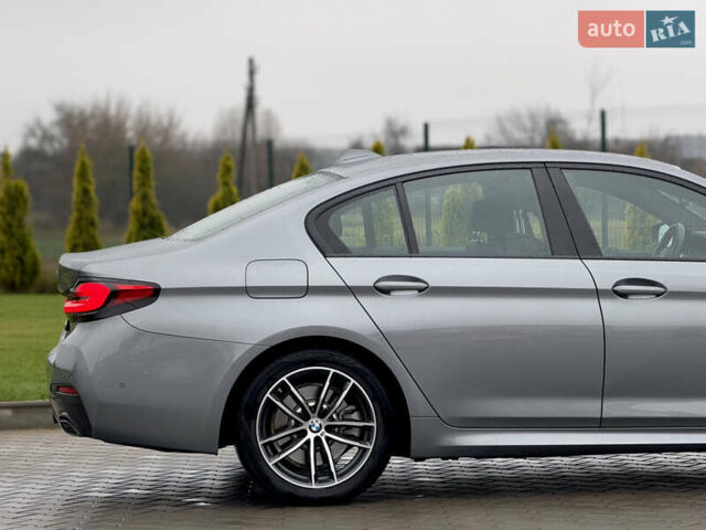 Серый БМВ 5 Серия, объемом двигателя 2 л и пробегом 27 тыс. км за 58700 $, фото 46 на Automoto.ua
