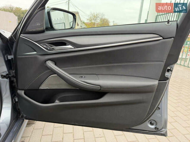 Серый БМВ 5 Серия, объемом двигателя 3 л и пробегом 205 тыс. км за 42800 $, фото 42 на Automoto.ua