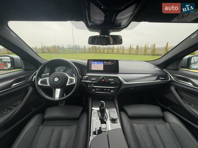 Серый БМВ 5 Серия, объемом двигателя 2 л и пробегом 27 тыс. км за 58700 $, фото 115 на Automoto.ua