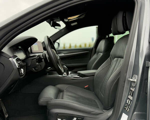 Серый БМВ 5 Серия, объемом двигателя 2 л и пробегом 27 тыс. км за 58700 $, фото 8 на Automoto.ua