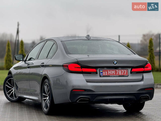 Серый БМВ 5 Серия, объемом двигателя 2 л и пробегом 27 тыс. км за 58700 $, фото 6 на Automoto.ua