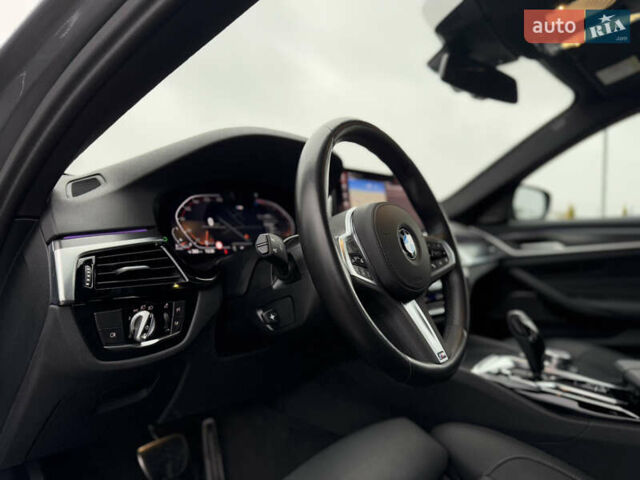 Серый БМВ 5 Серия, объемом двигателя 2 л и пробегом 27 тыс. км за 58700 $, фото 78 на Automoto.ua