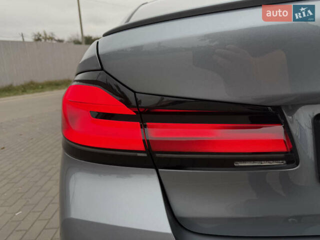 Серый БМВ 5 Серия, объемом двигателя 3 л и пробегом 205 тыс. км за 42800 $, фото 22 на Automoto.ua