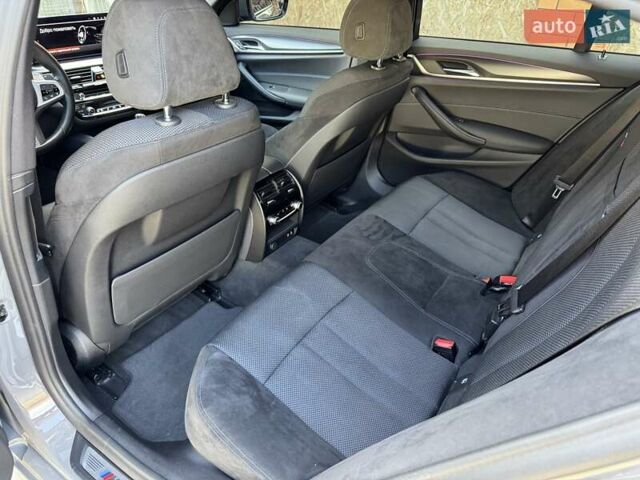 Серый БМВ 5 Серия, объемом двигателя 2 л и пробегом 188 тыс. км за 41500 $, фото 27 на Automoto.ua