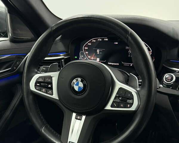 БМВ 5 Серия 2023 в Одессе на Automoto.ua Серый БМВ 5 Серия, объемом двигателя 3 л и пробегом 28 тыс. км за 56900 $, фото 23 на Automoto.ua