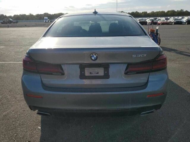 БМВ 5 Серия 2023 в Киеве на Automoto.ua Серый БМВ 5 Серия, объемом двигателя 2 л и пробегом 16 тыс. км за 9800 $, фото 5 на Automoto.ua