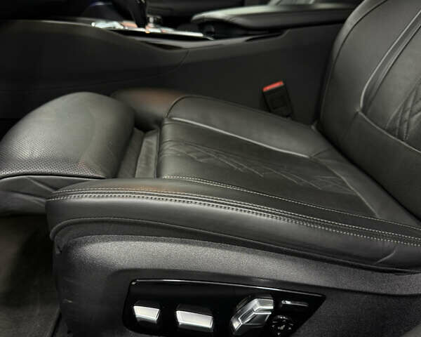 БМВ 5 Серия 2023 в Одессе на Automoto.ua Серый БМВ 5 Серия, объемом двигателя 3 л и пробегом 28 тыс. км за 56900 $, фото 13 на Automoto.ua